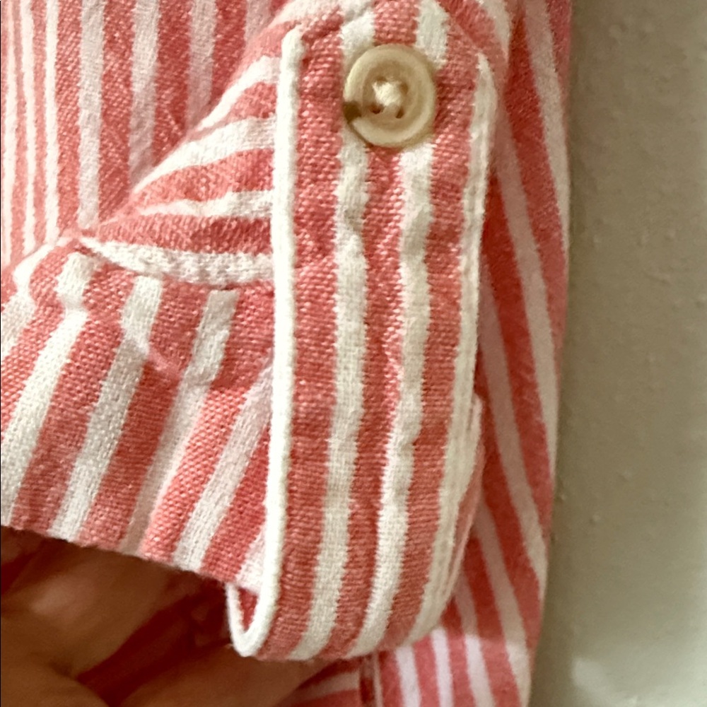 Peach/deamcicle and White Striped Blouse and Shorts Set (look at other pics) - Picture 3 of 14